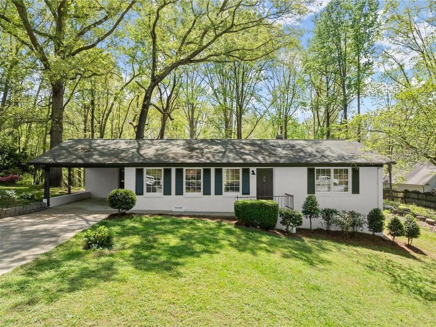 Brick ranch in Gainesville, Georgia represented by Connor Heriot, REALTOR with eXp Realty